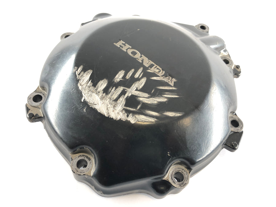 Honda CBR 1000 RR SC57 [2006] - Kryt alternátoru poškrábané motorové víko