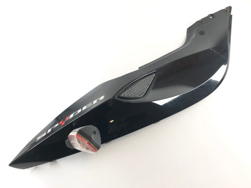 Can On The Spyder SM5 [2009] - Zadní opláštění vpravo pomocí signálů otočení