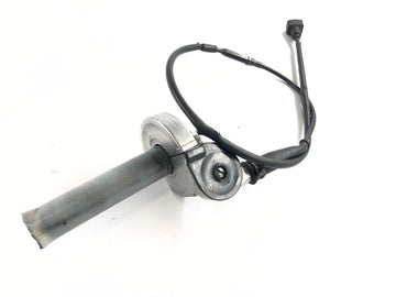 Yamaha DT 125 4BL [1997] - kování řídítek na pravé straně - 0