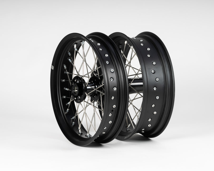 HUSQVARNA TE 250 [2024-2026] - dvojkolí Supermoto černé