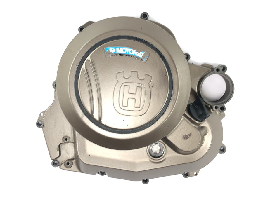 Husqvarna 701 Svartpilen [2019] - Kryt spojky kryt motoru