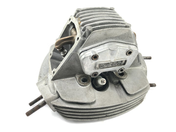 Ducati 500 SL Pantah [1981] - hlava válců hlava zadního ventilu