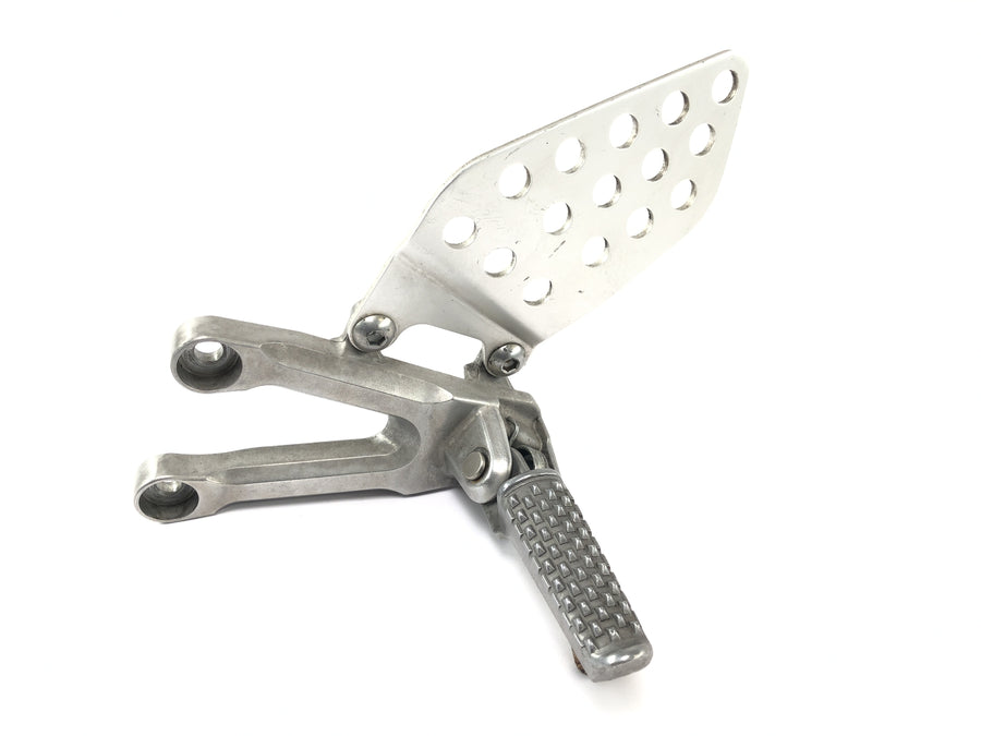 Honda CBR 1000 RR SC57 [2004] - Fahrerfußraste mit Halter links Fußraste