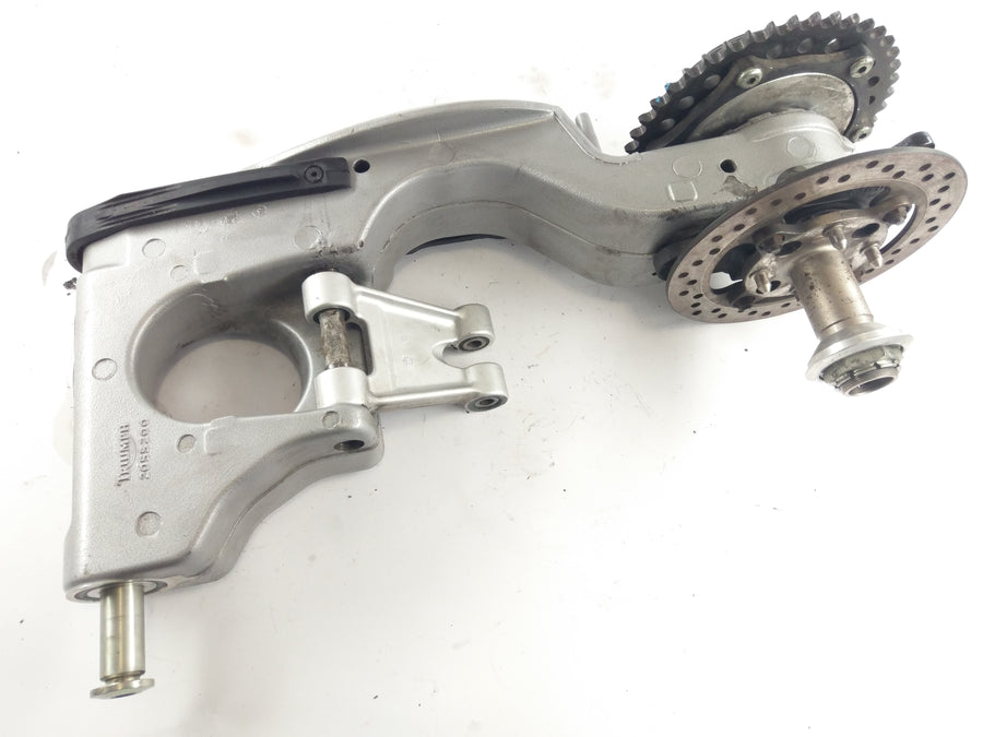 Triumf Speed ​​Triple T509 885i [1998] - Swingová houpačka zadního kola