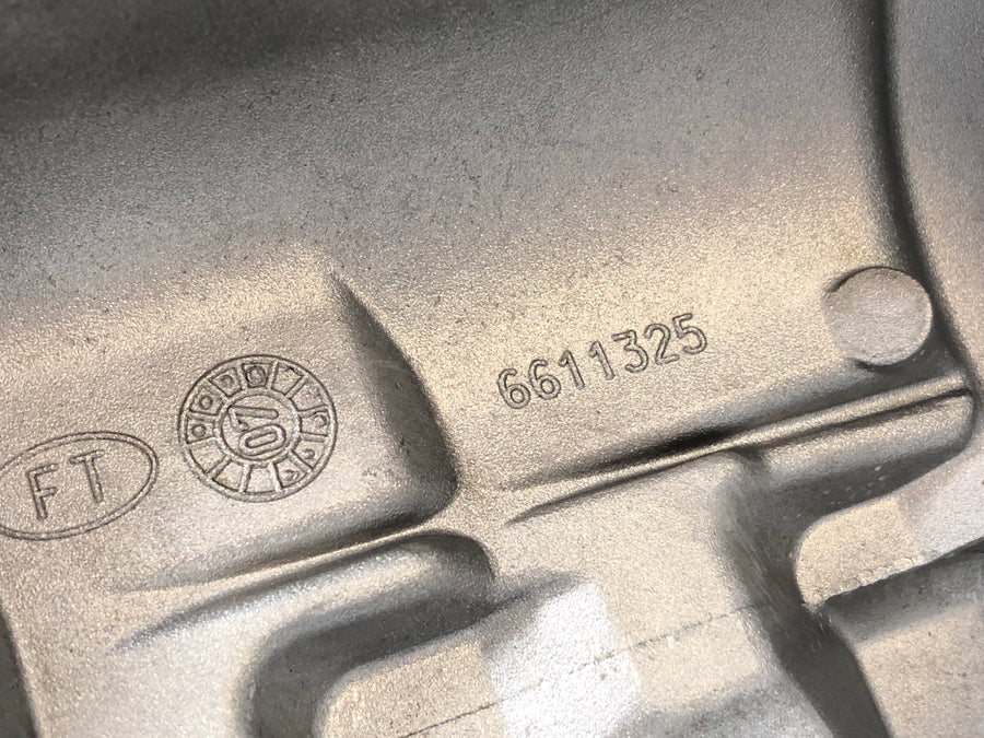 Can On The Spyder SM5 [2009] - víko ventilu vpředu