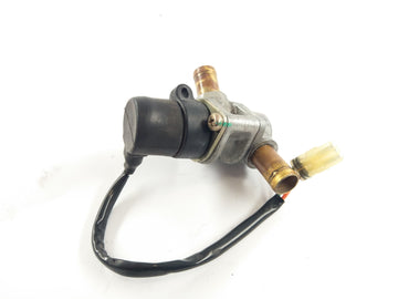 Honda CBR 1000 RR SC57 [2004] - Ventilační ventil sekundárního vzduchového ventilu