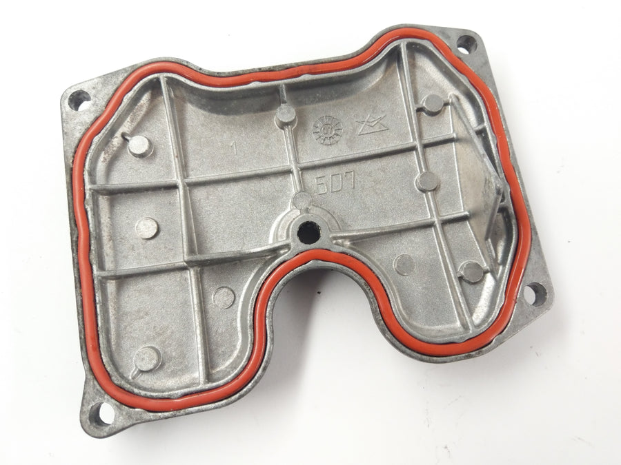 Yamaha WR 125 R DE07 [2010] - víko ventilu