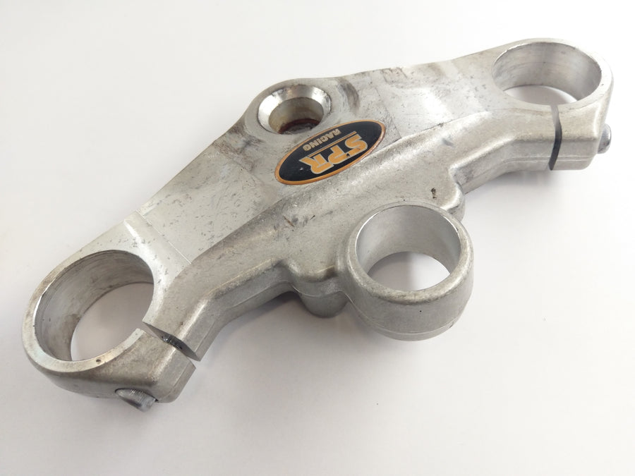 Triumph Daytona 955i T595 [1998] - Fork Bridge výše