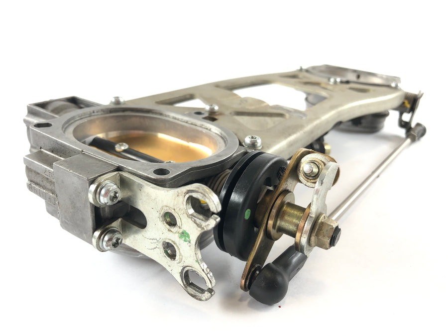 Ducati 1098 S [2007] - škrticí ventil