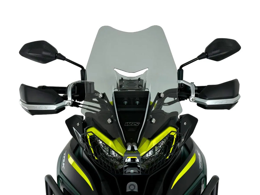Benelli TRK 702 [WRS] – Čelní sklo