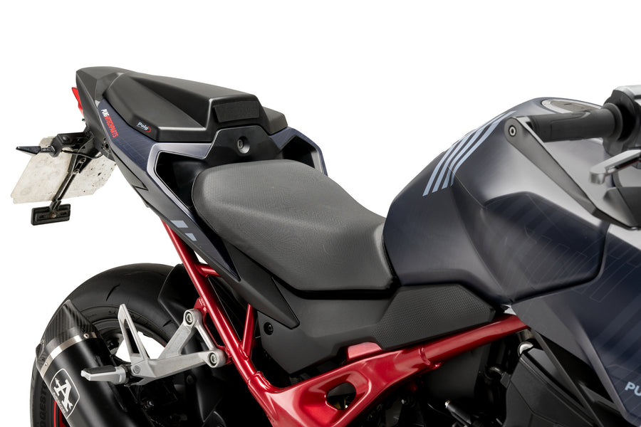 HONDA CB 750 HORNET [2025] – zadní kapotáž – karbonový vzhled