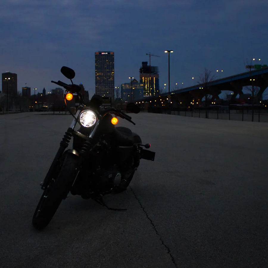 Triumph Thunderbird 1600 [2018] - 5-3/4" LED Adaptive 2 Scheinwerfer – Art.-Nr. 0555101 – Bild 3