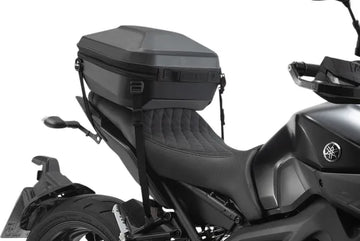 BMW K 1100 LT 100 [SW-MOTECH] – Urban ABS varianta napínacího popruhu horního kufru s podlahovou vložkou