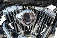 Harley-Davidson FXDBC 1690 Dyna Street Bob Limited [2016] - Air Stinger Stealth Luftfiltersatz – Oberfläche: Silber – Bild 12