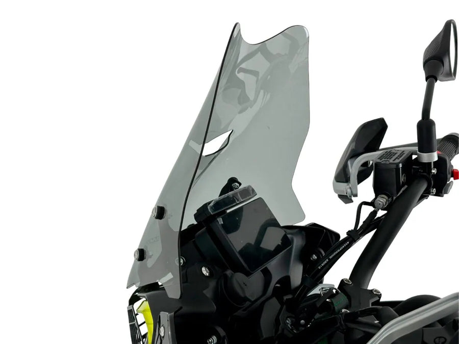 Benelli TRK 702 [WRS] – Čelní sklo