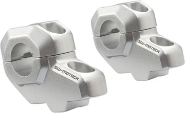 Suzuki DR 650 S [2020-2026] - přemístění řídítek pro Ø 22 mm, 30/21 mm – obrázek 1