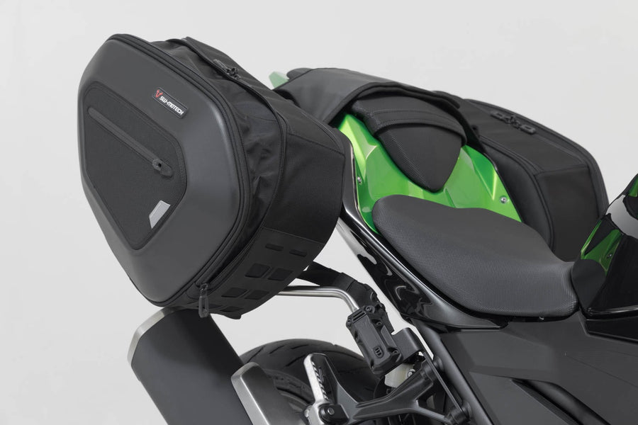 Kawasaki EX 400 Ninja [2019-2023] - sada podsedlových brašen PRO BLAZE H - obrázek 6