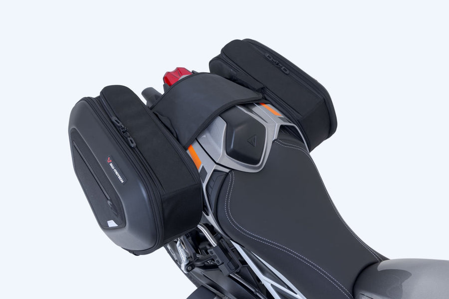 Triumph Street Triple 765 R [2019-2026] - sada podsedlových brašen PRO BLAZE H - obrázek 7