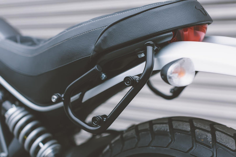 Ducati Scrambler 400 Sixty2 [2016-2020] - Systém bočních tašek Legend Gear LC Black Edition – obrázek 2