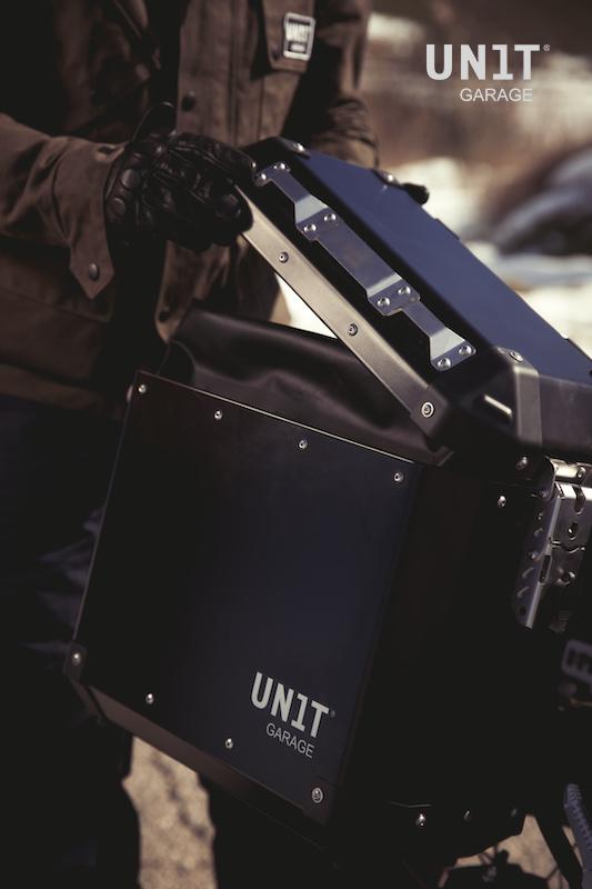 BMW F 900 GS Adventure [2024-] - Khali Universal TPU Tasche