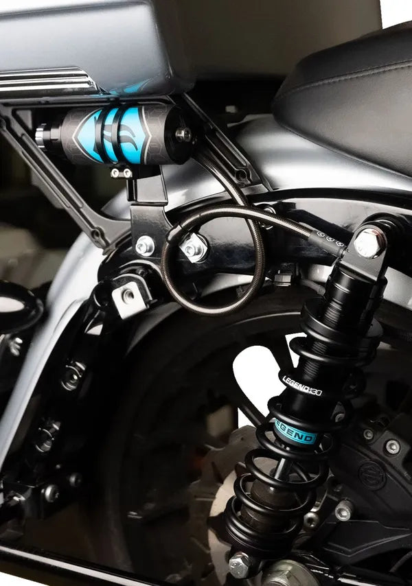 Harley-Davidson FLHXSE 1977 Street Glide CVO 121 [2025] - REVO ARC Remote Reservoir Außenbefestigung – Bild 7