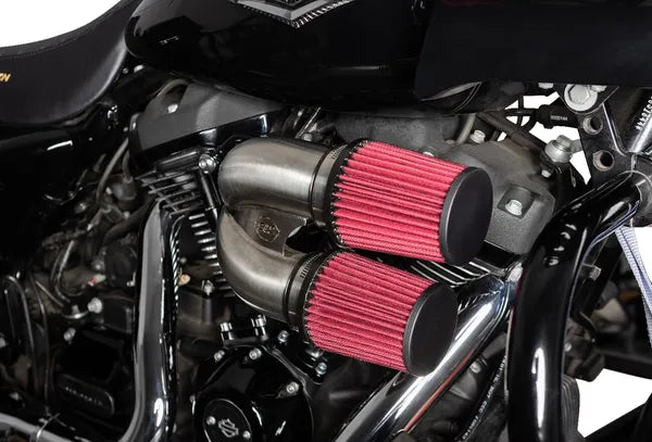 Harley-Davidson FLSTFI 1923 Softail Fat Boy Gray Ghost 117 [2025] - Tuned Induction Luftfilterkit – Oberfläche: Silber – Bild 9