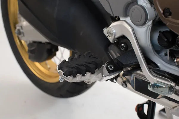 Honda VFR 1200 XD Crosstourer DCT [2013-2020] - stupačka Evolution – obrázek 1