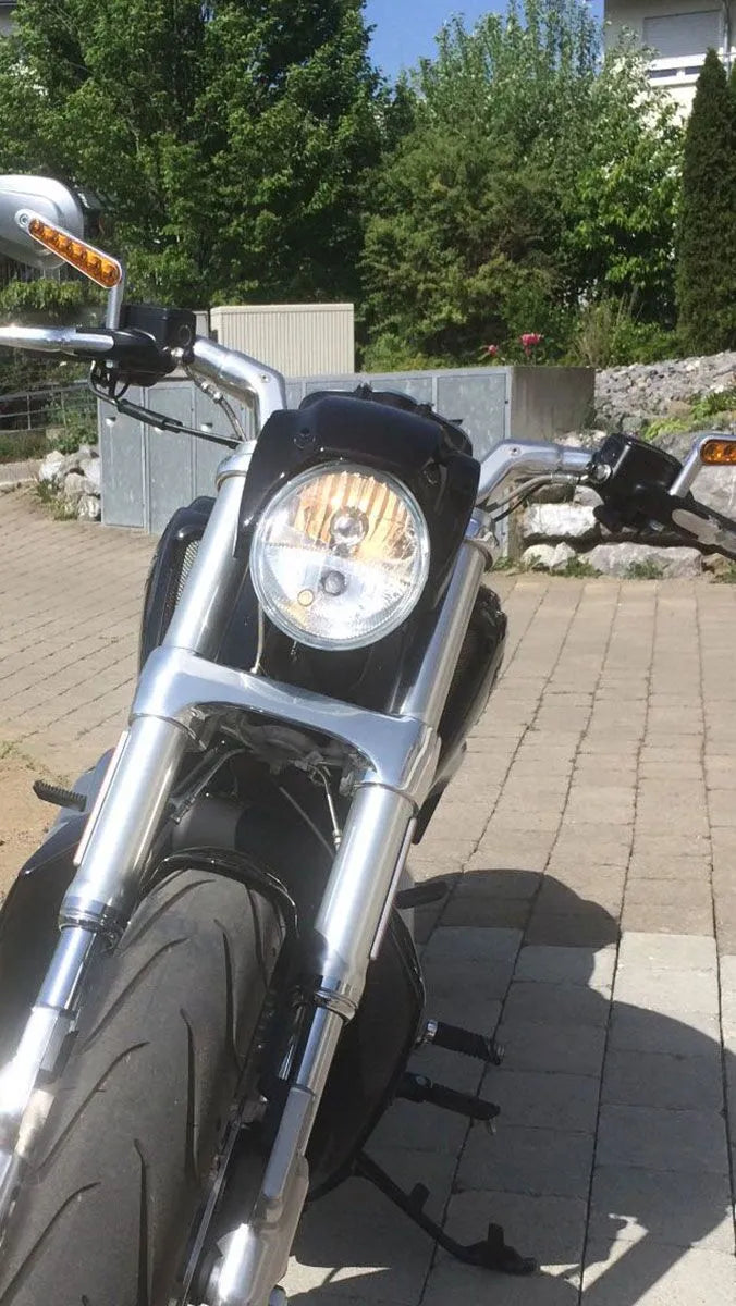 Harley Davidson V-Rod [CULT WERK] – Kapota světlometu
