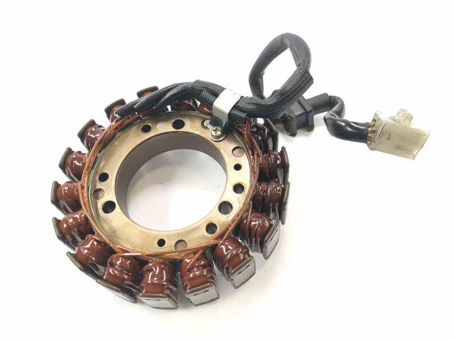 Kawasaki VN 1500 Classic VNT50D [2001] - Kov alternatoru generátoru statoru