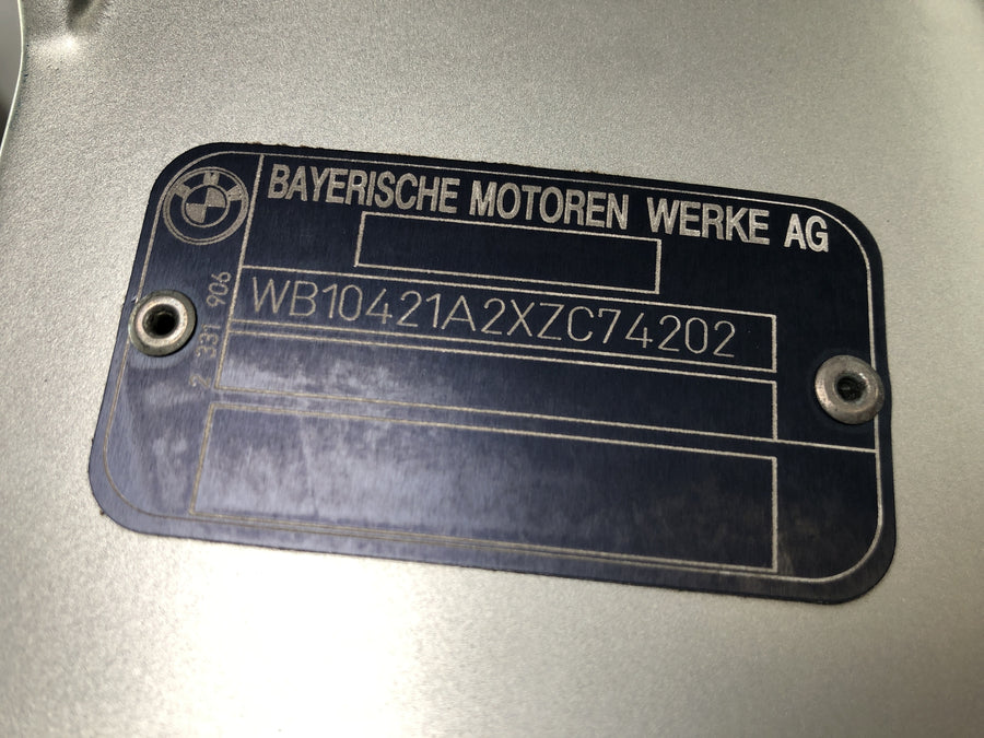 BMW R 850 C 259C [1999] - Hlava rámu s dokumenty vozidla
