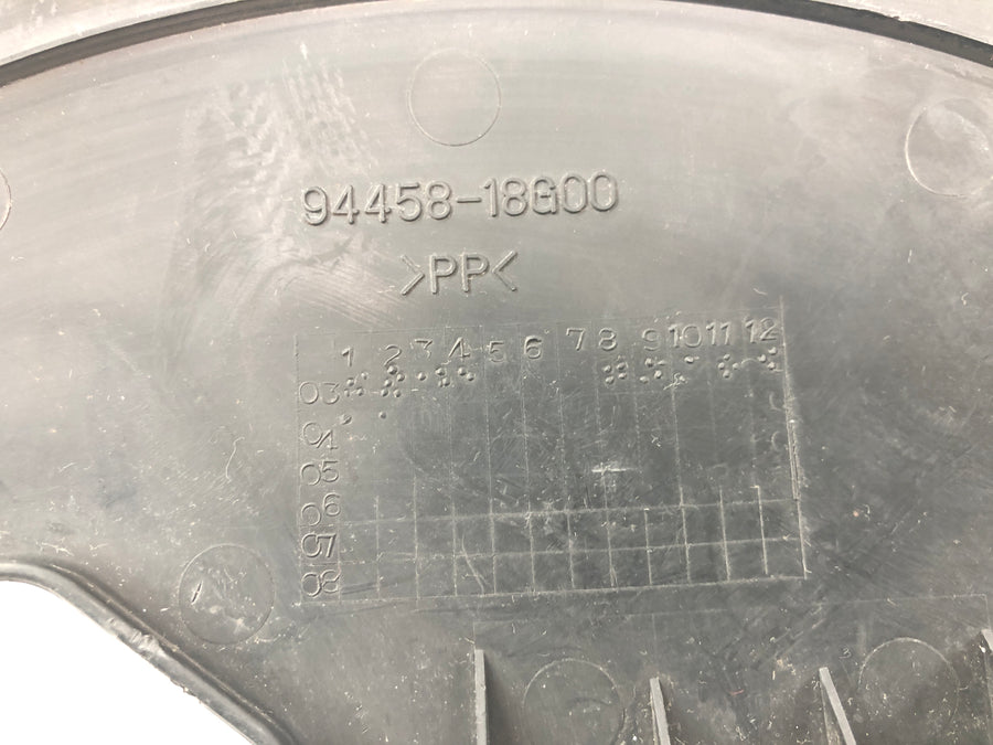 Suzuki GSX R 1000 WVBZ K3 [2003] - Kryt mostu spodní vidlice