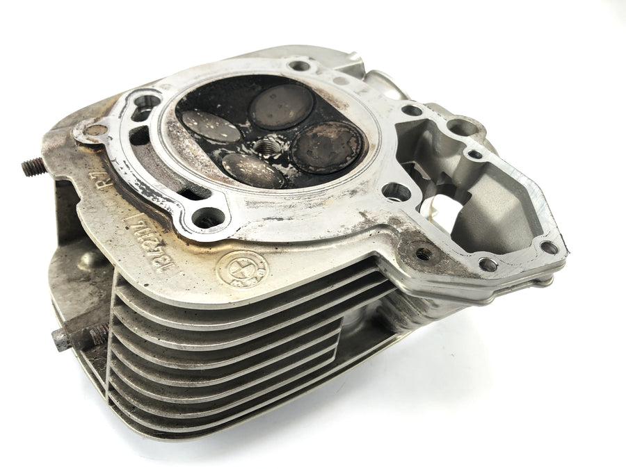 BMW R 1150 R R21 [2003] - Hlava válce na pravé hlavě ventilu