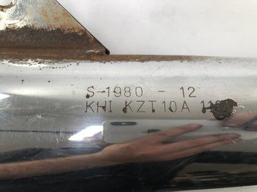 Kawasaki Z 1100 KZT10A [1984] - Vyrážka z tlumiče výfukových plynů na pravé straně - 0