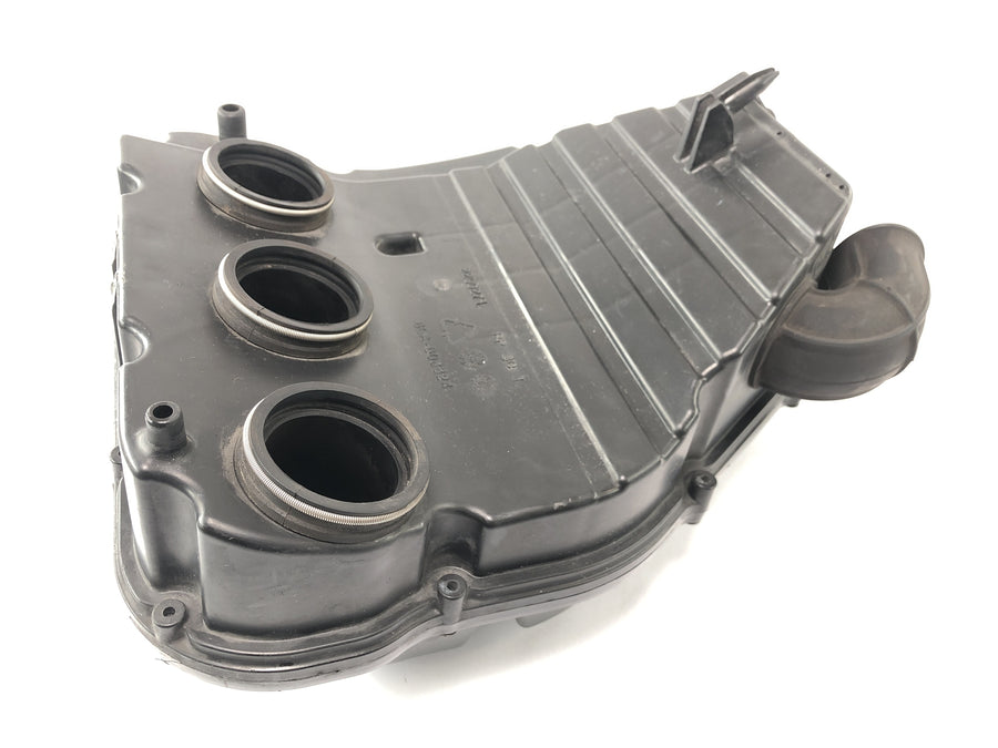 Triumph Speed Triple 1050 515NJ [2007] - Airbox box vzduchového filtru