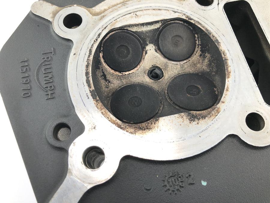 Triumph Bonneville T100 986MF [2012] - ovládání ventilu hlavy válců