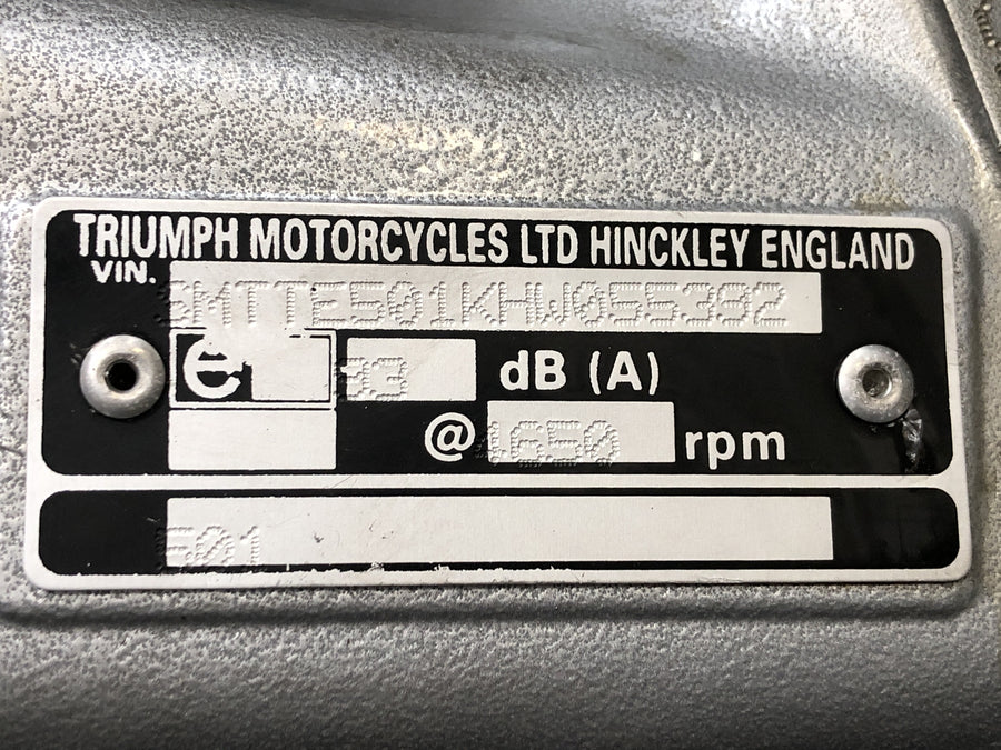 Triumph Speed ​​​​Triple T509 [1998] - Rám s papíry