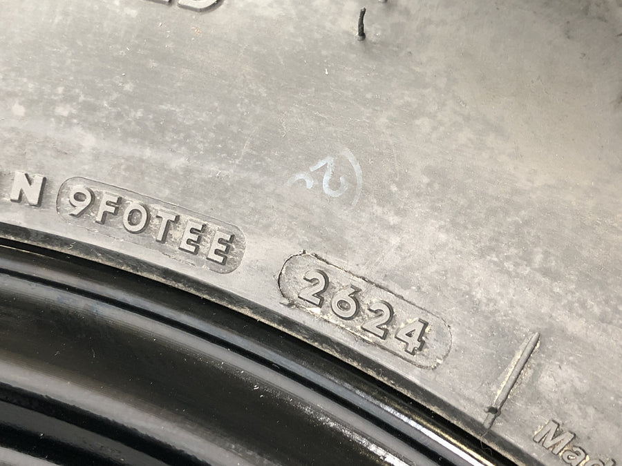 Yamaha V Max 1200 2LT [1998] - ráfek zadního kola kompletní zadní pneumatika 3,50x15"