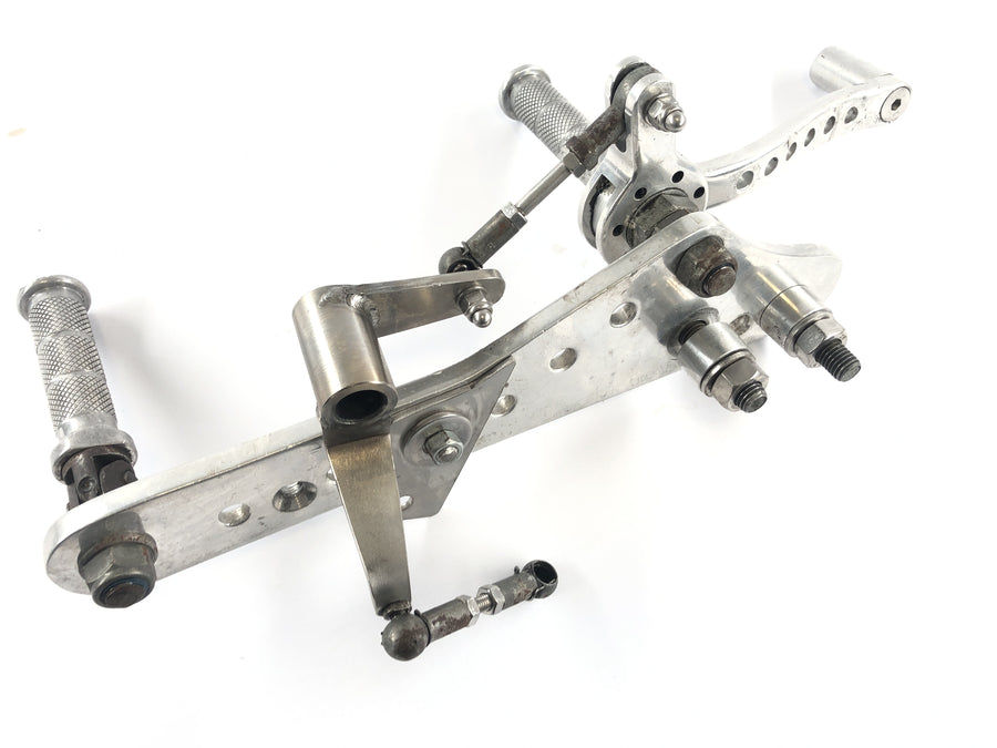 Moto Guzzi 850 Le Mans 3 VF [1986] - Curychen Footrest Complex