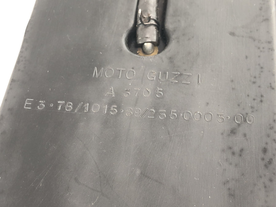 Moto Guzzi V10 Centauro [1998] - sací skříň vzduchového filtru