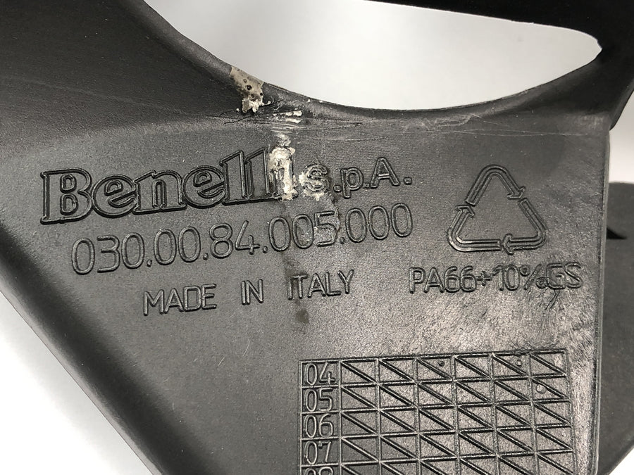 Benelli TNT 1130 [2009] - Zadní kryt chladiče