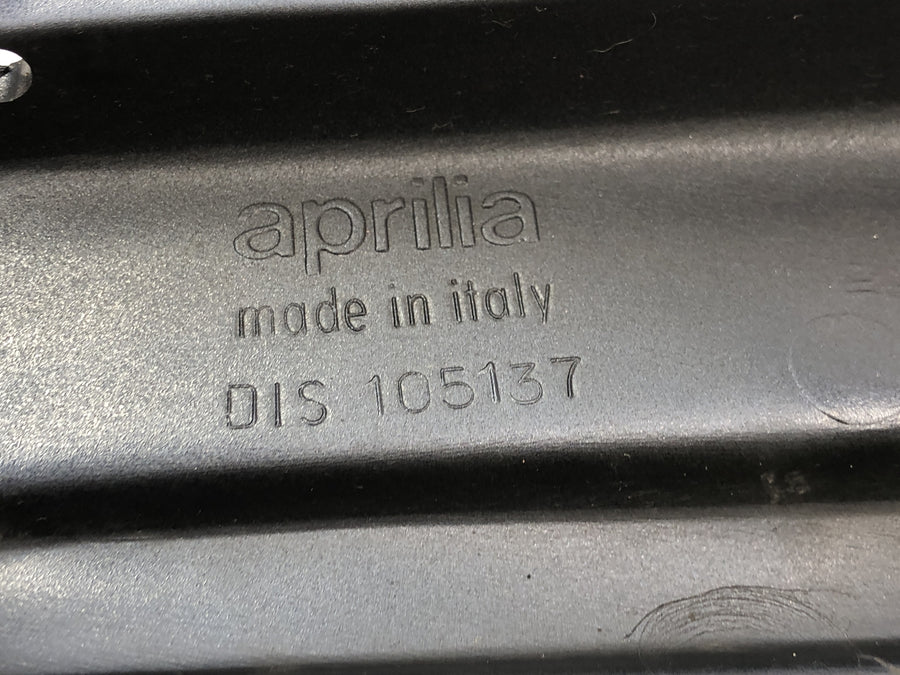 Aprilia RST 1000 FUTURA [2002] - Dopravce na držák kufru napravo