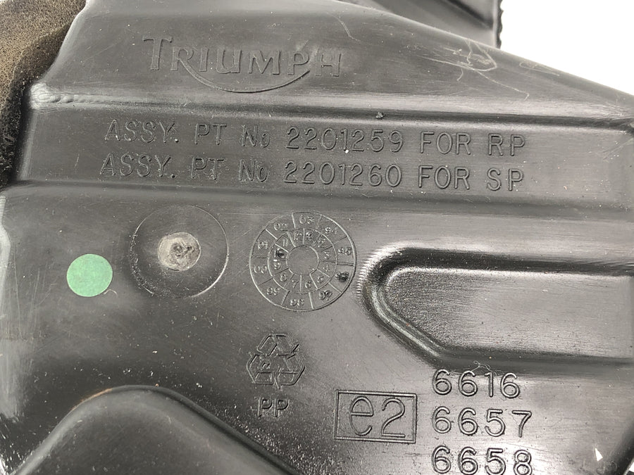 Triumph Speed ​​​​Triple T509 [1998] - Airbox skříně vzduchového filtru