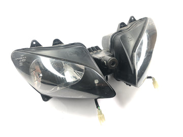 Yamaha YZF R1 RN04 [2001] - Přední světlomet přední světlomet