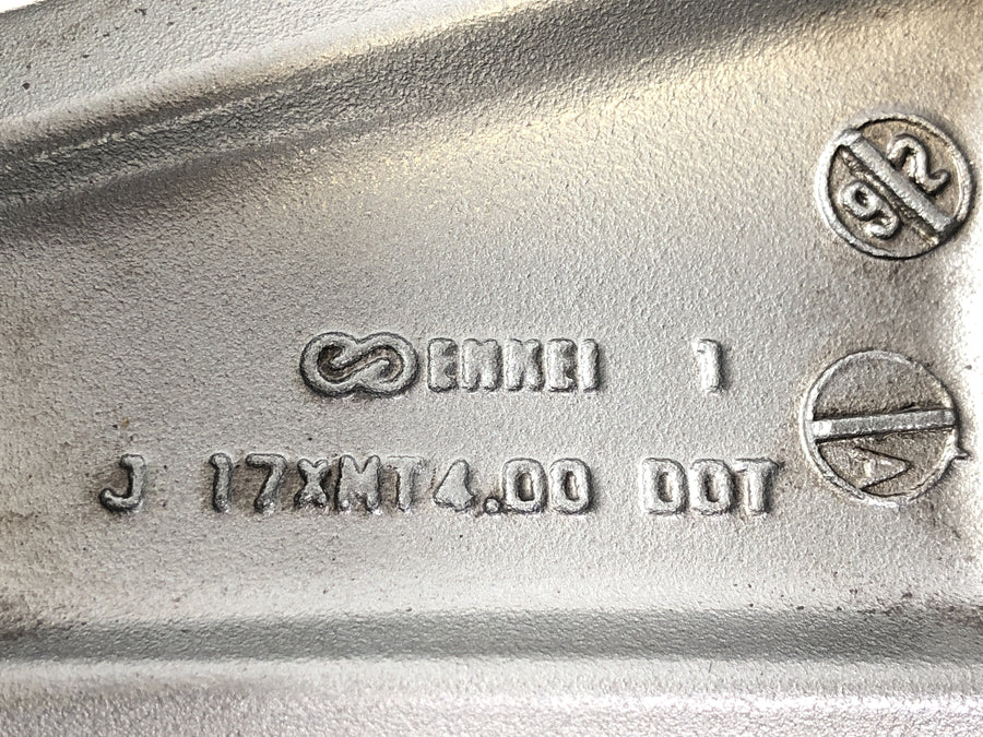 Kawasaki Zephyr 750 ZR750C [1994] - zadní kolo zadní kolo ráfkové kolo 4,00 x 17"
