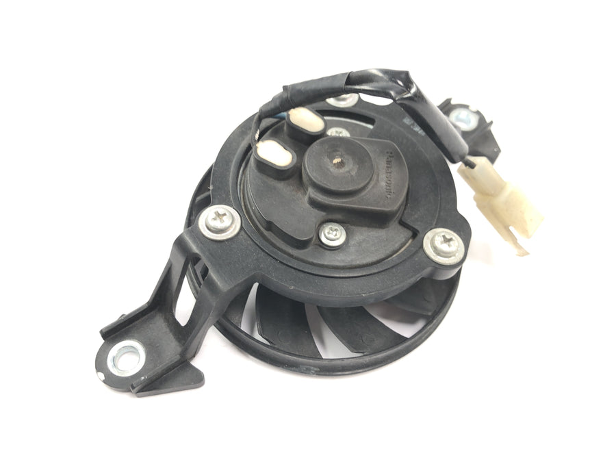 Yamaha WR 125 X DE07 [2010] - Ventilátor Ventilátor chladiče Elektrický ventilátor chladič ventilátoru