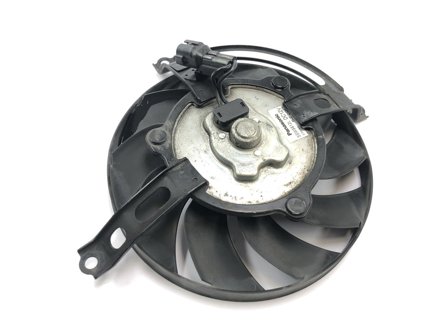 Honda CBR 1000 RR SC57 [2006] - Motor ventilátoru chladiče elektrický ventilátor chlazení ventilátoru