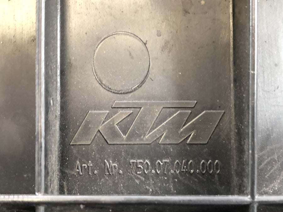 KTM 690 SM Prestige [2007] - Sedací sedací sedadlo sedadla