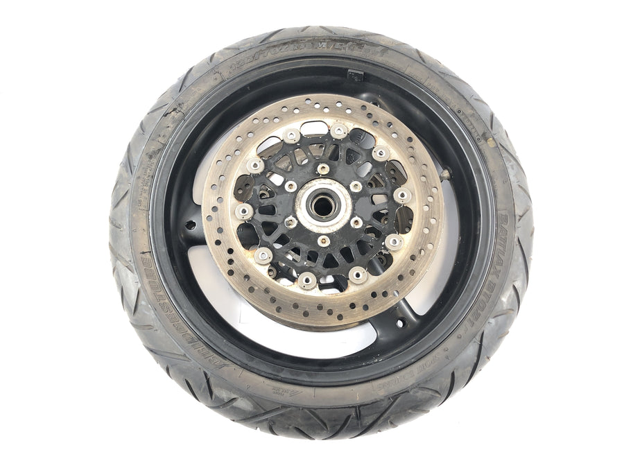 Triumph Speed ​​Triple 955i [1999] - ráfku předního kola vpředu 120/70 ZR17