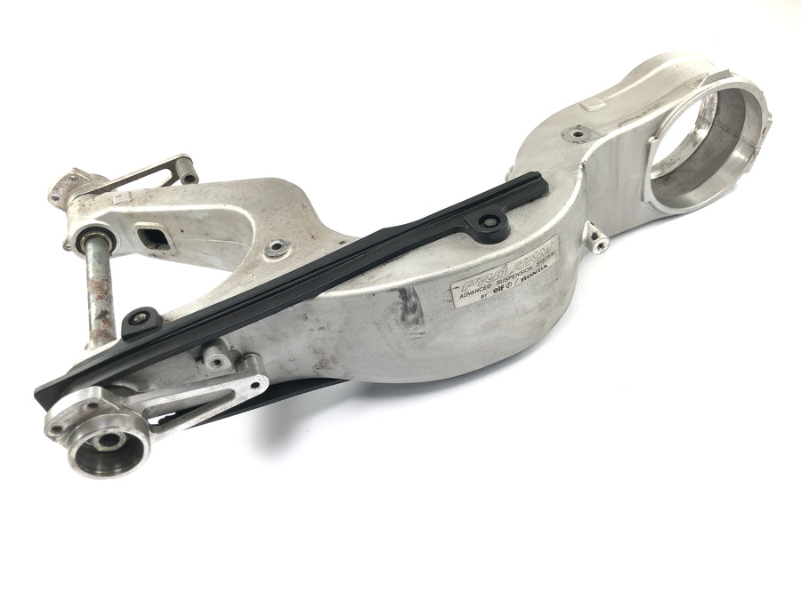 Honda VFR 800 FI RC46 [1999] - Kyvná kyvka zadního kola Pro-Arm jednostranná kyvka