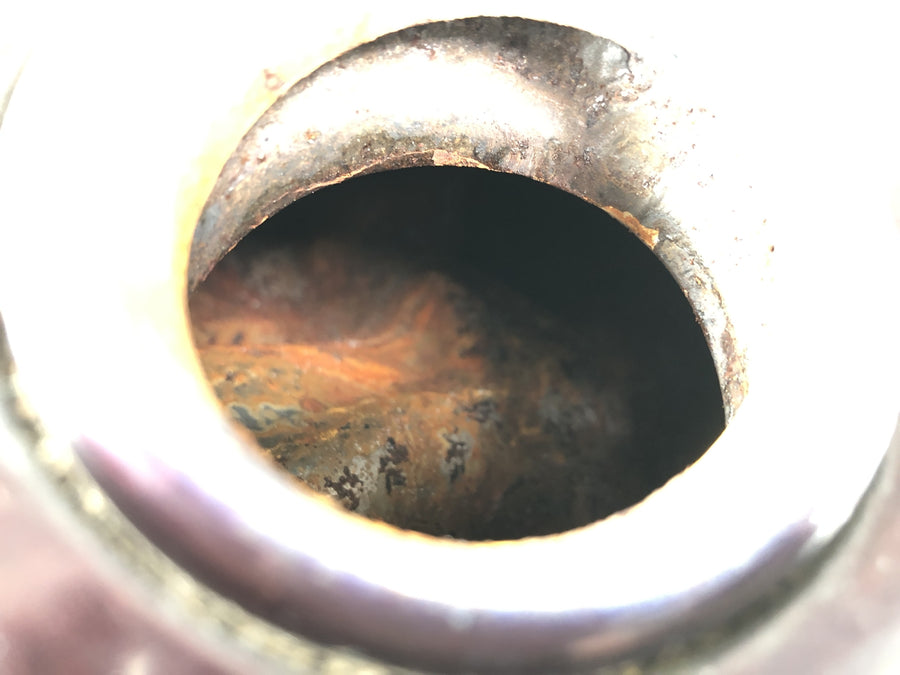 Kawasaki Z 1100 Kzz10a [1984] - Benzínový tank uvnitř Rusty